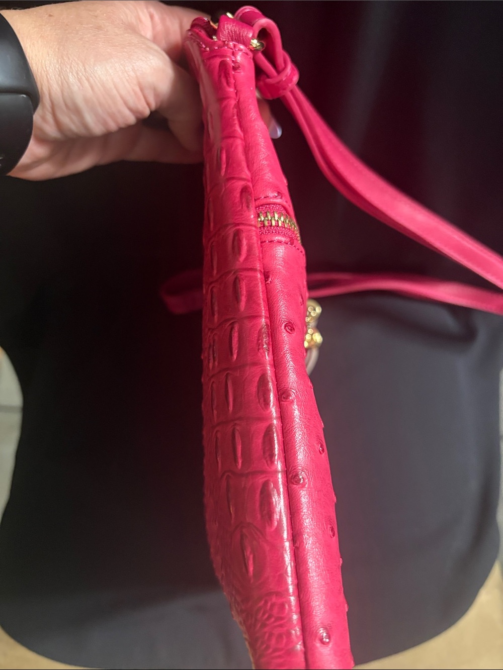 NWOT Hot Pink Faux Ostrich Crossbody Bag with Tassel Accent - Picture 9 of 10
